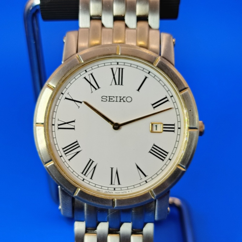 Vintage 2000 Seiko 7N39-0BW0 Roman Numeral Date 37mm Mens Quartz Watch Sapphire